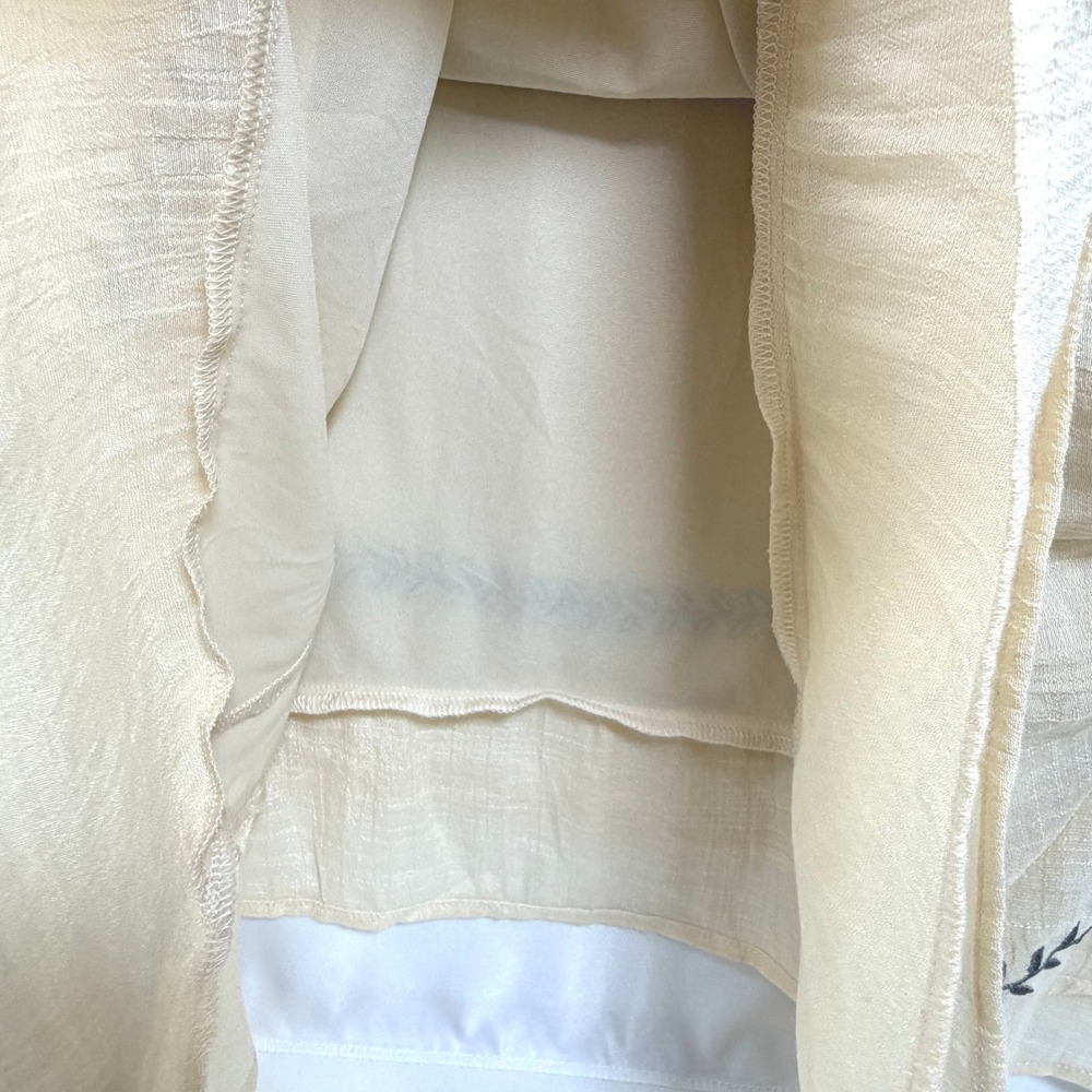 Oh Gussie‎ Tunic Blouse Embroidered Bell Sleeve Sharkbite Hem Top Cream 2XL - Picture 8 of 11